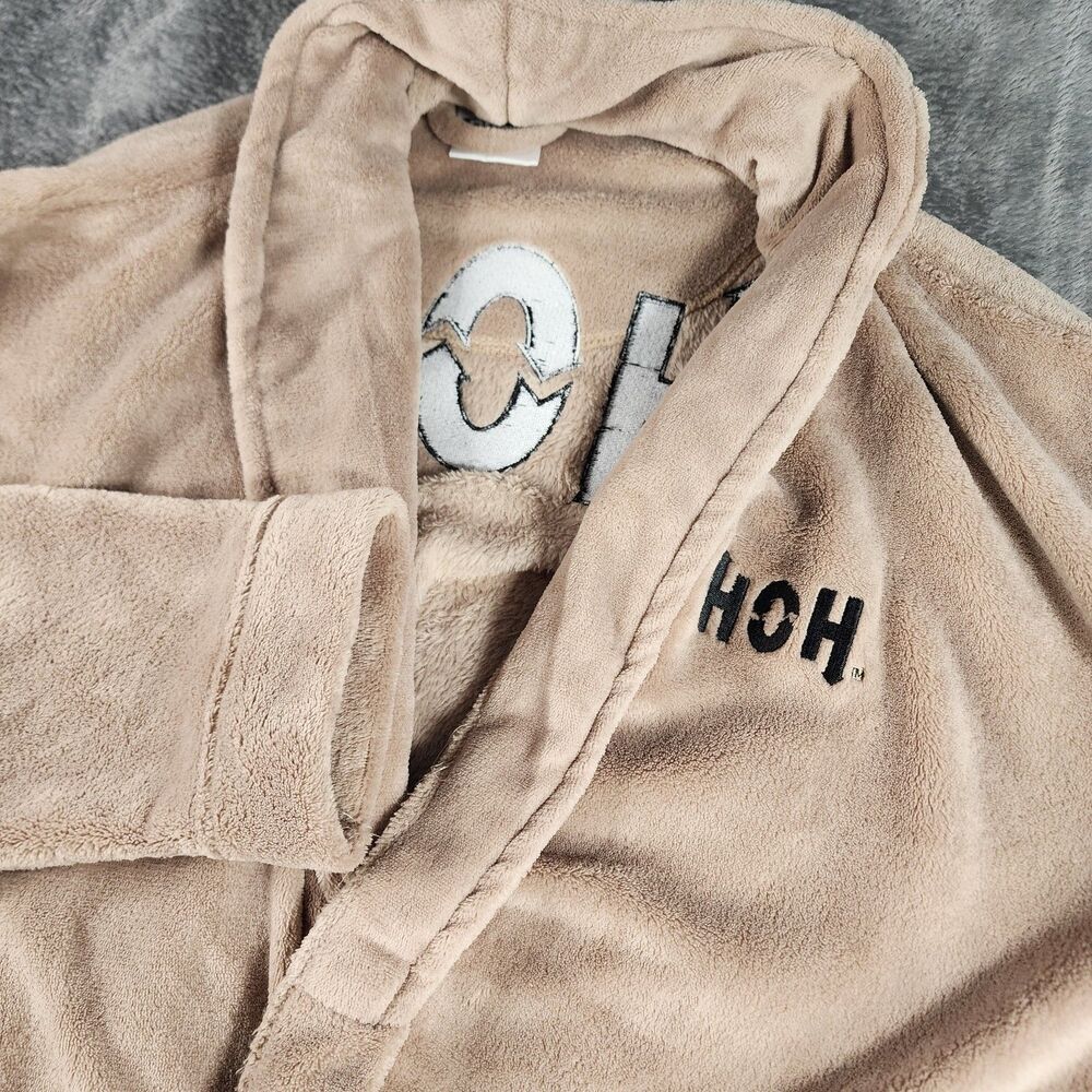 Big Brother HOH Bath Robe CBS Paramount Official Fan Collectible Rare Julie Chen